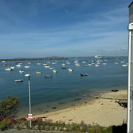 Marina Sea View Apt - Second Floor With Lift, Modern Holyhead Eksteriør bilde