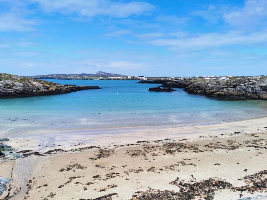 Marina Sea View Apt - Second Floor With Lift, Modern Holyhead Eksteriør bilde